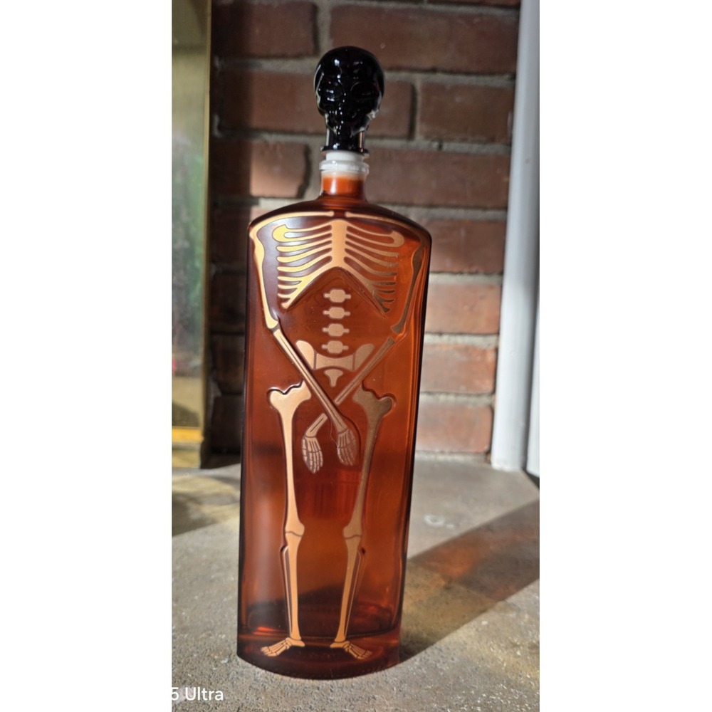 E.T. 51 Whiskey Skeleton Bottle Brown 750 ml